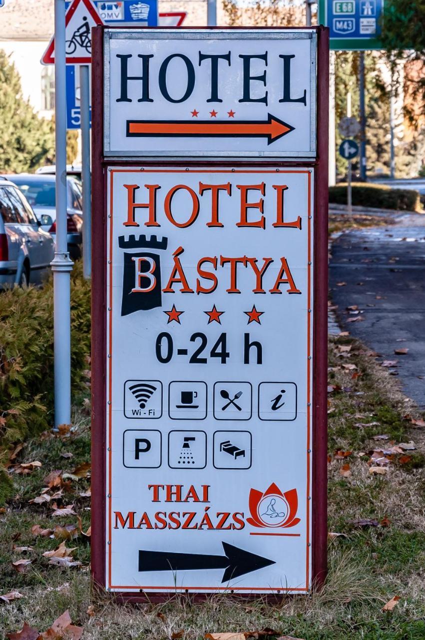 Bástya Hotel Makó Exterior foto