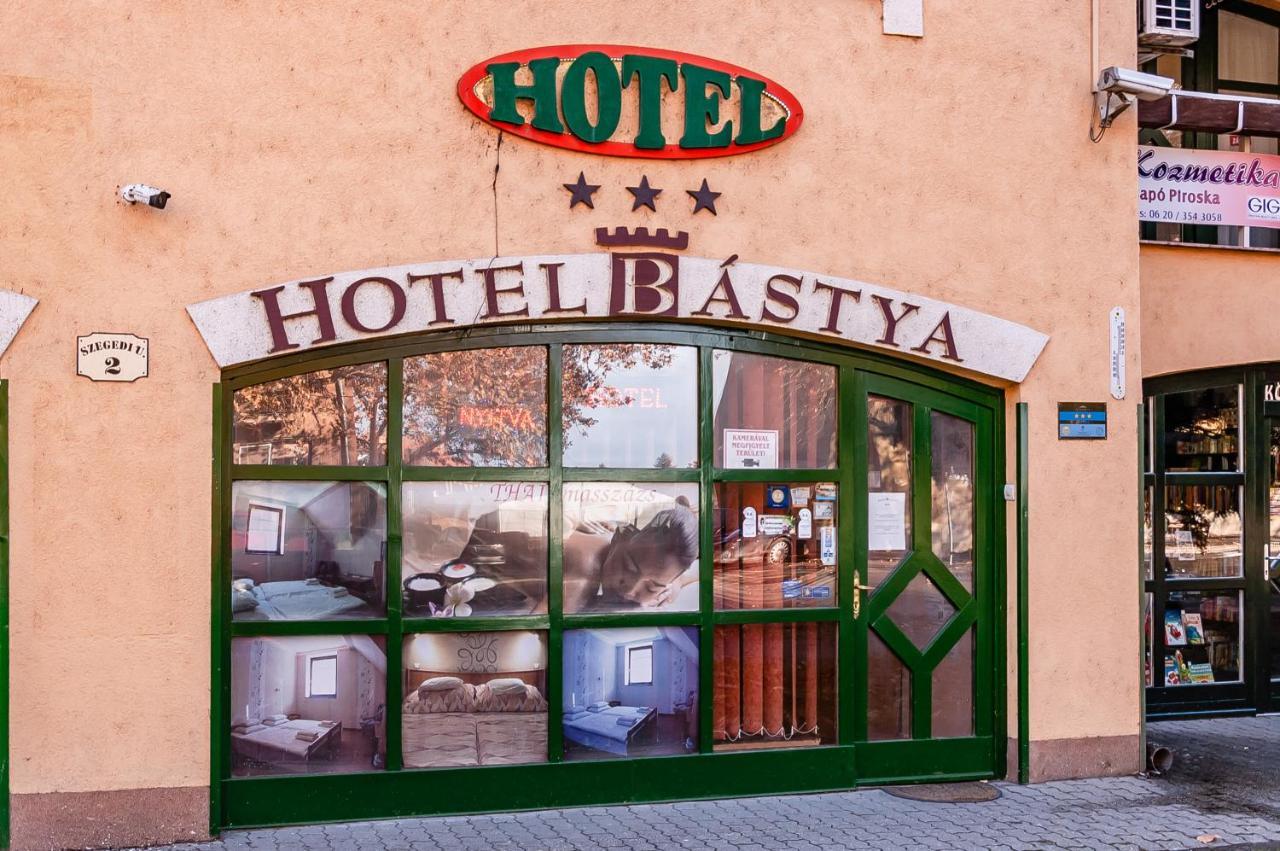 Bástya Hotel Makó Exterior foto